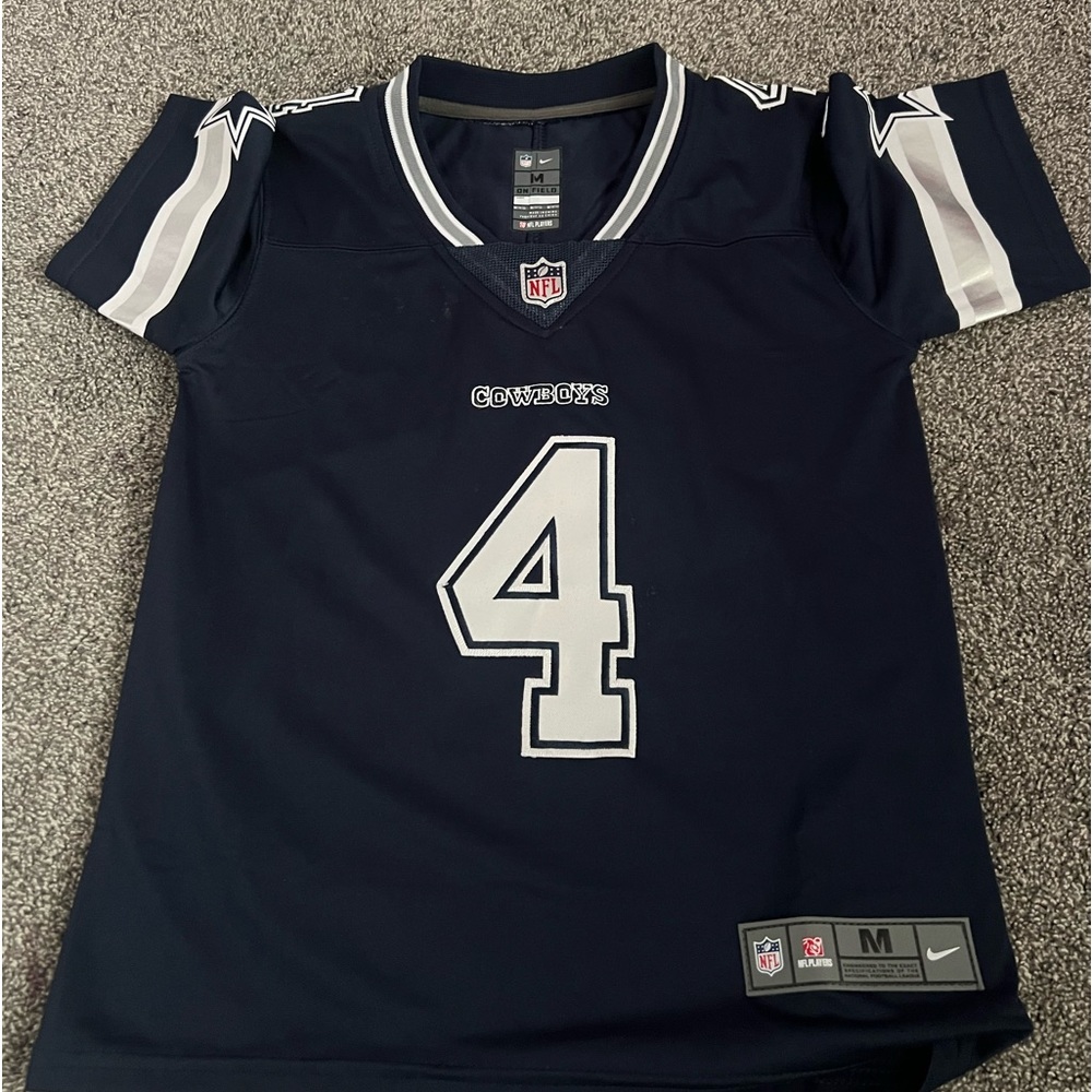 Size medium official Dallas cowboys jersey
